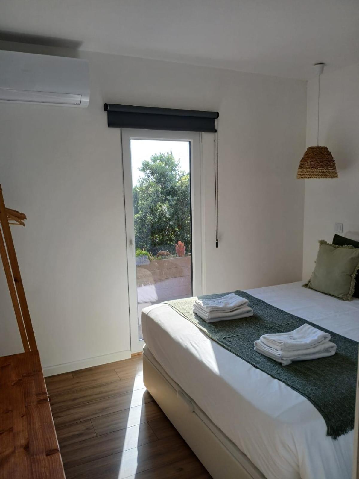 Azen Cool House Bed & Breakfast Azenhas do Mar Bagian luar foto